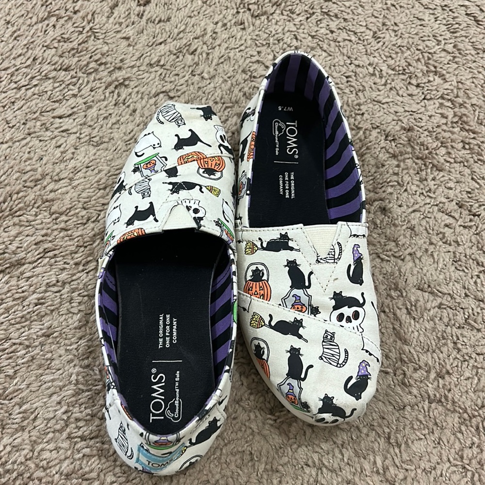 Halloween cat shoes